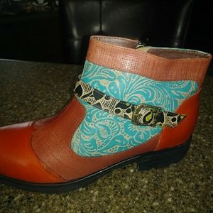 SOCOFY Retro Ankle Leather Boots - Red 37